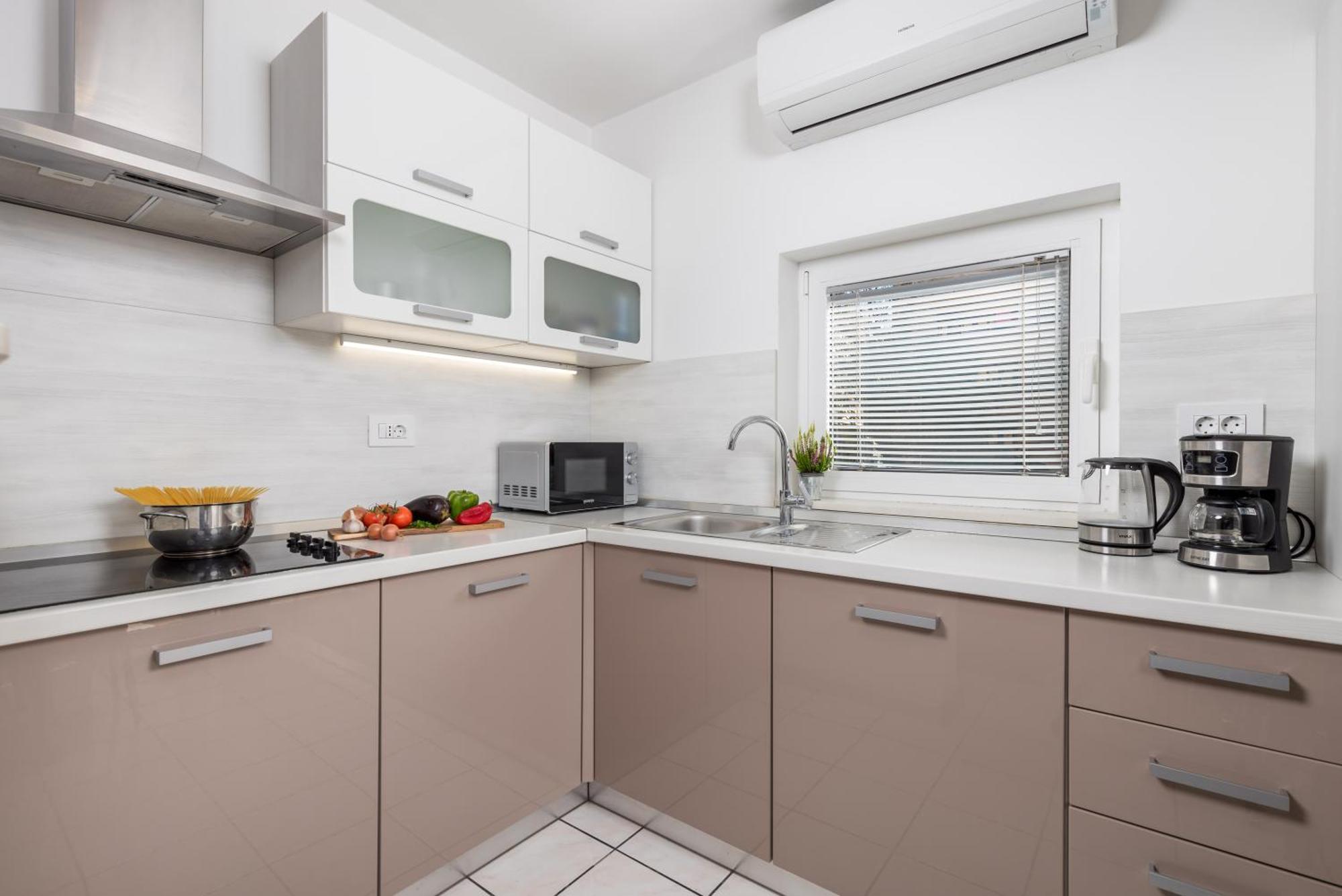 Apartment City Flower ริเยกา ภายนอก รูปภาพ